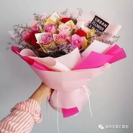 七夕公布戀情發(fā)朋友圈的說說霸氣詞句 七夕情侶發(fā)的情話句子