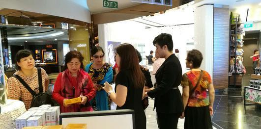 老年旅行團(tuán)每次行程不過幾百元，旅行社是如