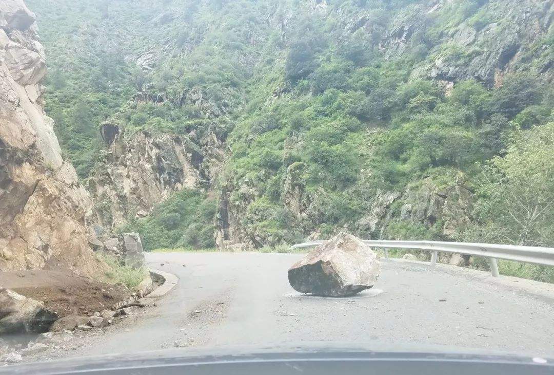 色達(dá)功略_色達(dá)旅行攻略_色達(dá)攻略